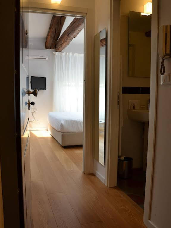 טורינו Piazza Vittorio Suites מראה חיצוני תמונה